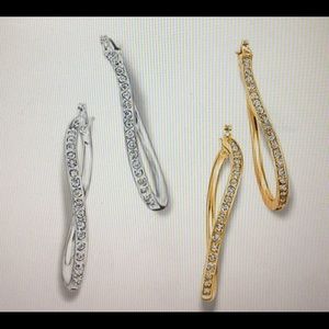 Earrings & Bracelet Set (Only Goldtone)